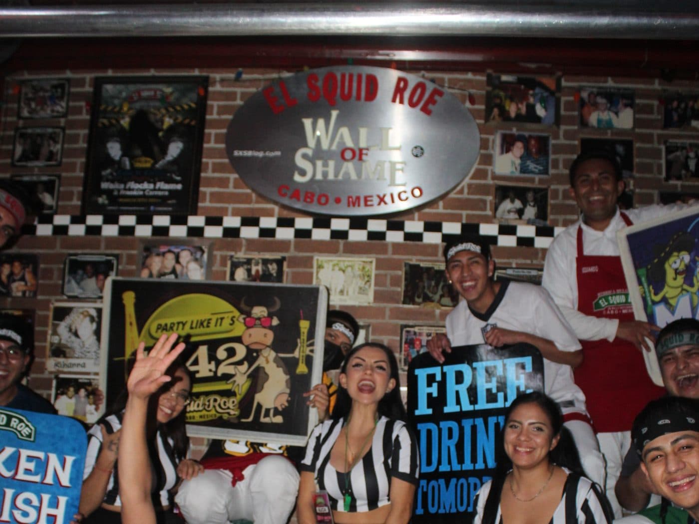 Super Bowl watch party at El Squid Roe Cabo San Lucas — photo 7