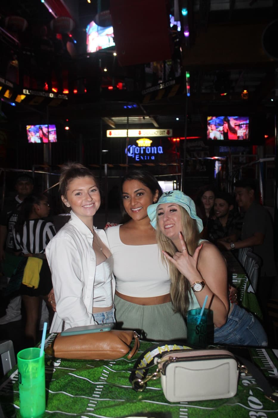 Super Bowl watch party at El Squid Roe Cabo San Lucas — photo 5